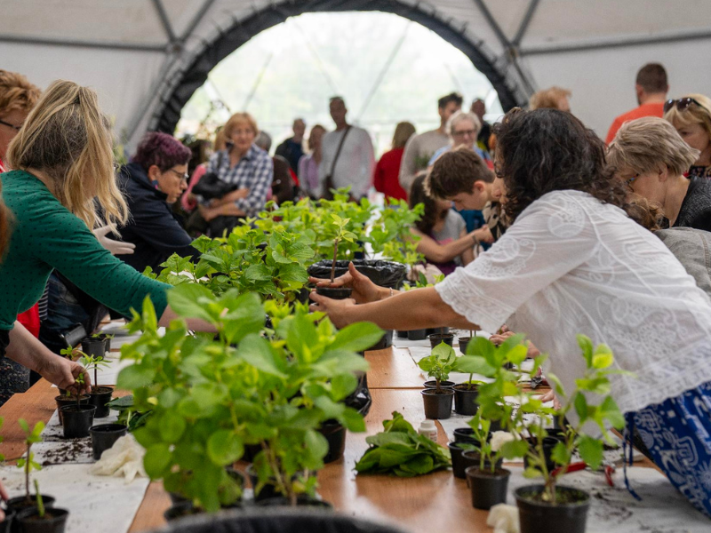 ​Bogat program tijekom pet dana privukao brojne posjetitelje na 60. Floraart
